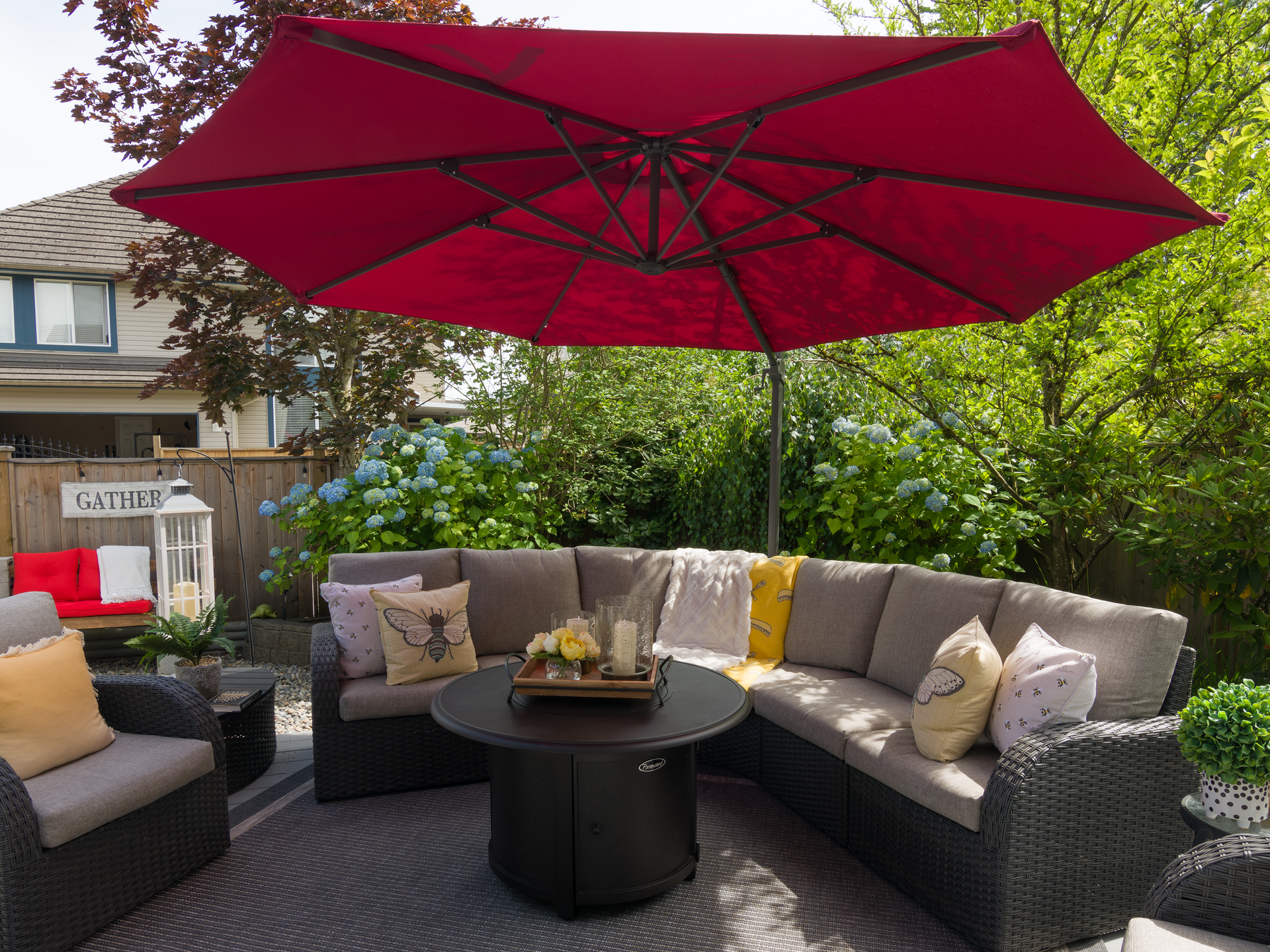 corradi patio umbrellas Corradi USA Outdoor Enclosure Systems for the Canadian climate!