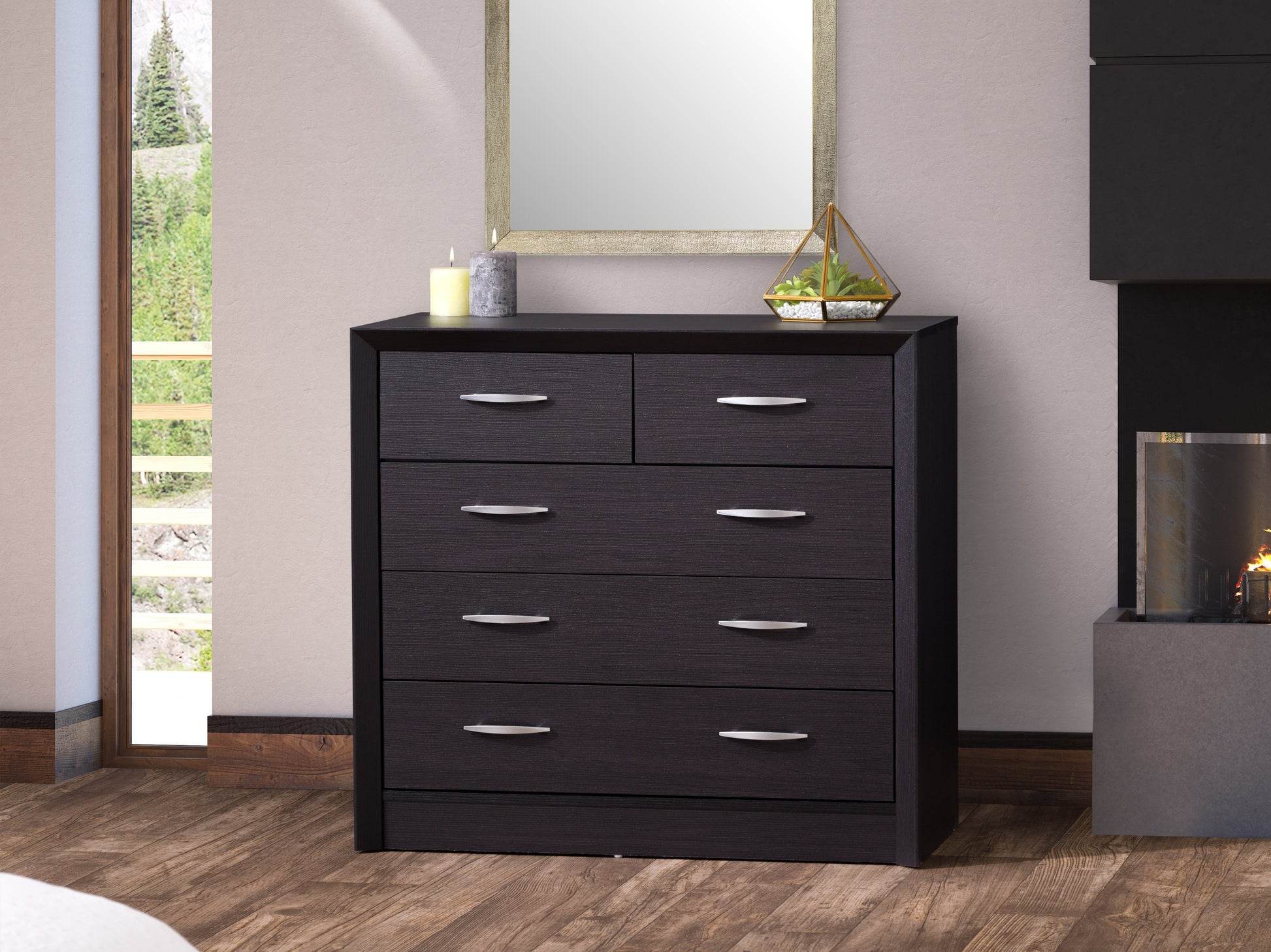 Mid Century Modern Dresser with 5 Drawers Mid Century Modern Dresser with 5 Drawers