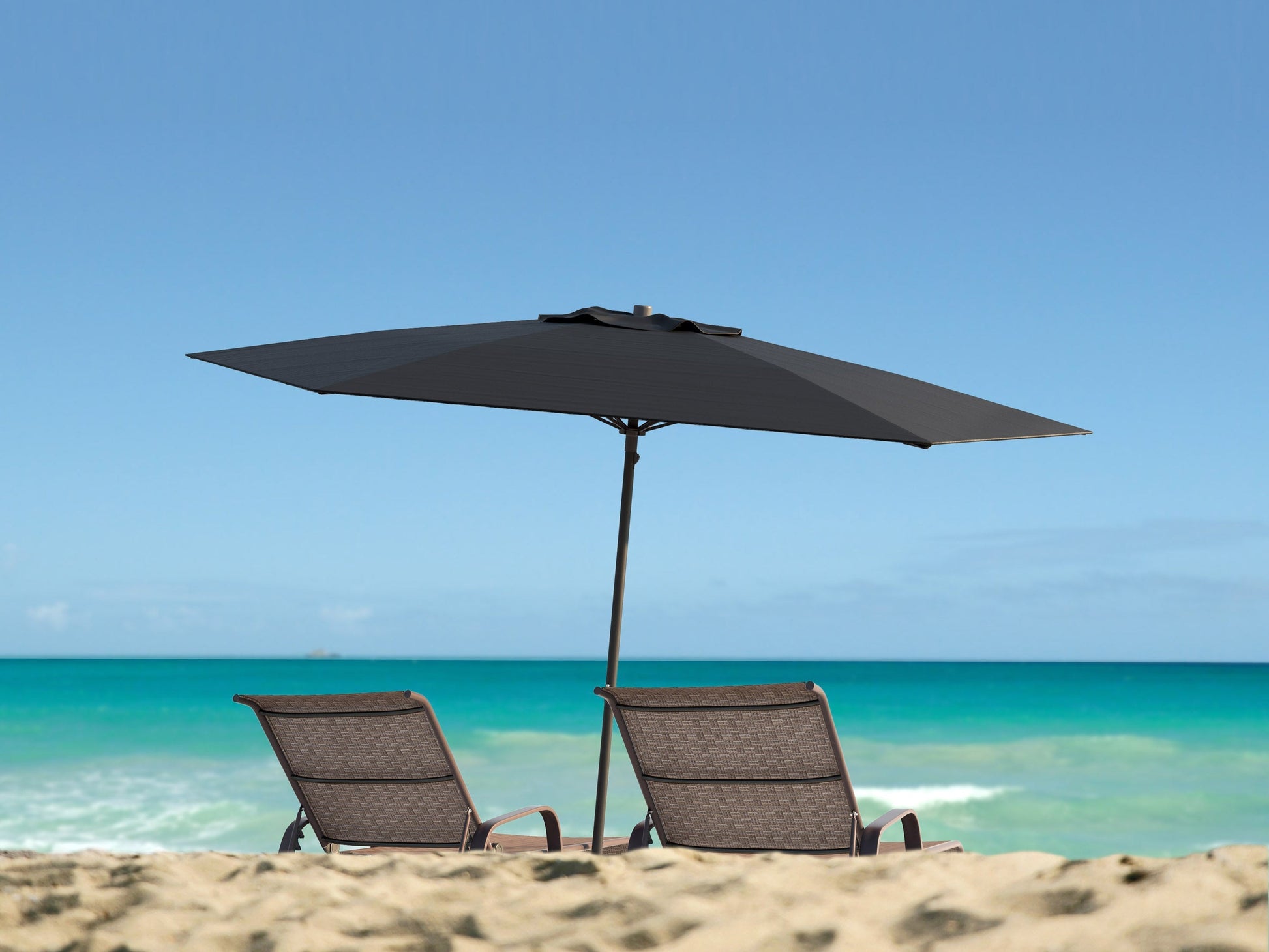 Black 7.5ft beach umbrella with UV protection, adjustable tilt, and sturdy aluminum pole.