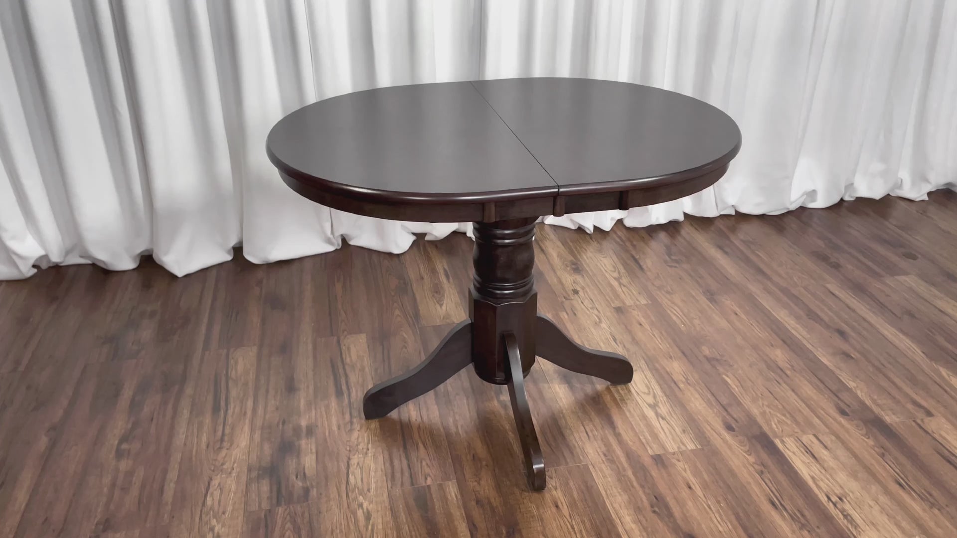 Load video: Dillon White Extendable Oval Dining Set 5pc Product Video